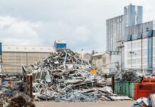 W jaki sposób odpady są poddawane recyklingowi i utylizowane w Poznaniu?