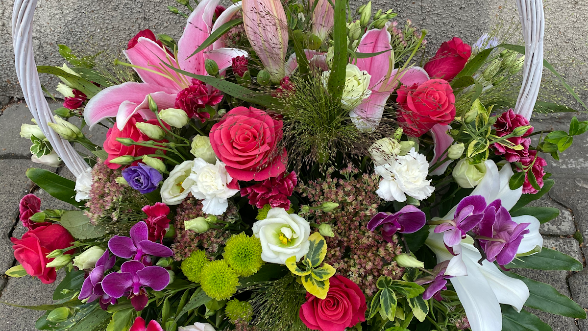 Kwiaciarnia Poznań Zalinian | Kwiaty, Wiązanki, Bukiety — Florist